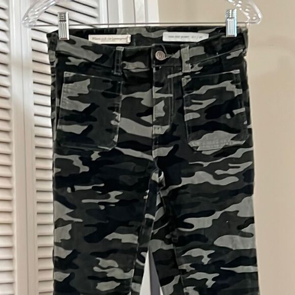 Anthropologie Pilcro High Rise Skinny Pants - Picture 4 of 11